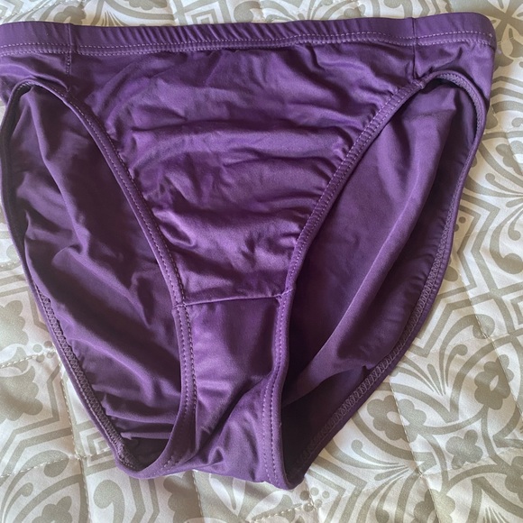 NWT Silk Magic by Elita microfibre Crossover bra and matching panty - 36 - Picture 5 of 7